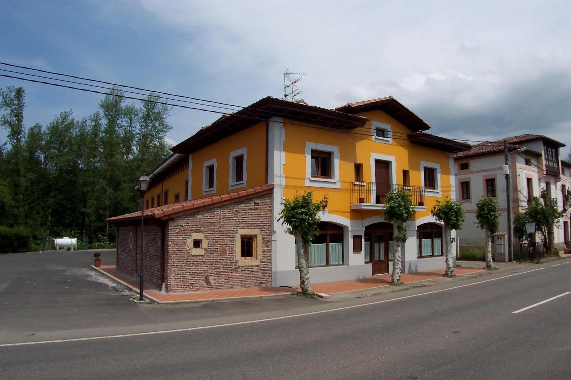 Conjunto Hotelero La Pasera Soto De Cangas Luaran gambar